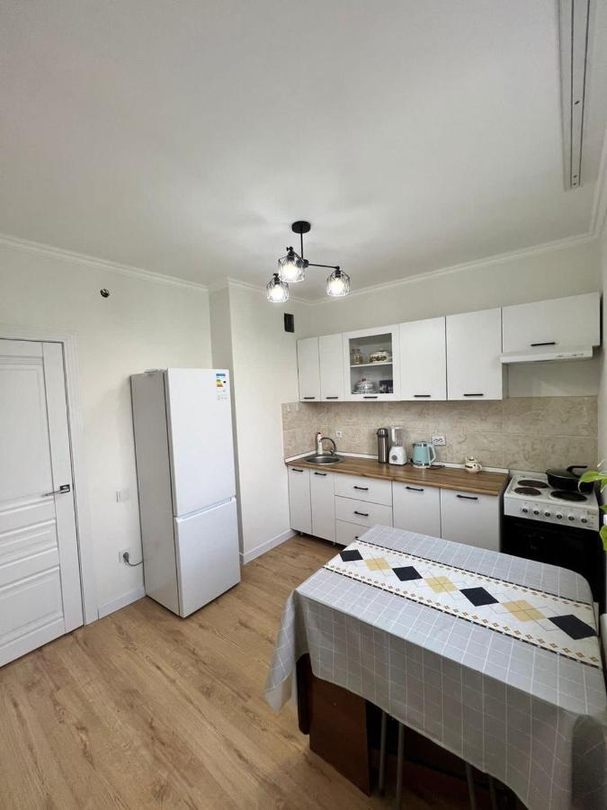 Apartment In Almaty Exterior photo