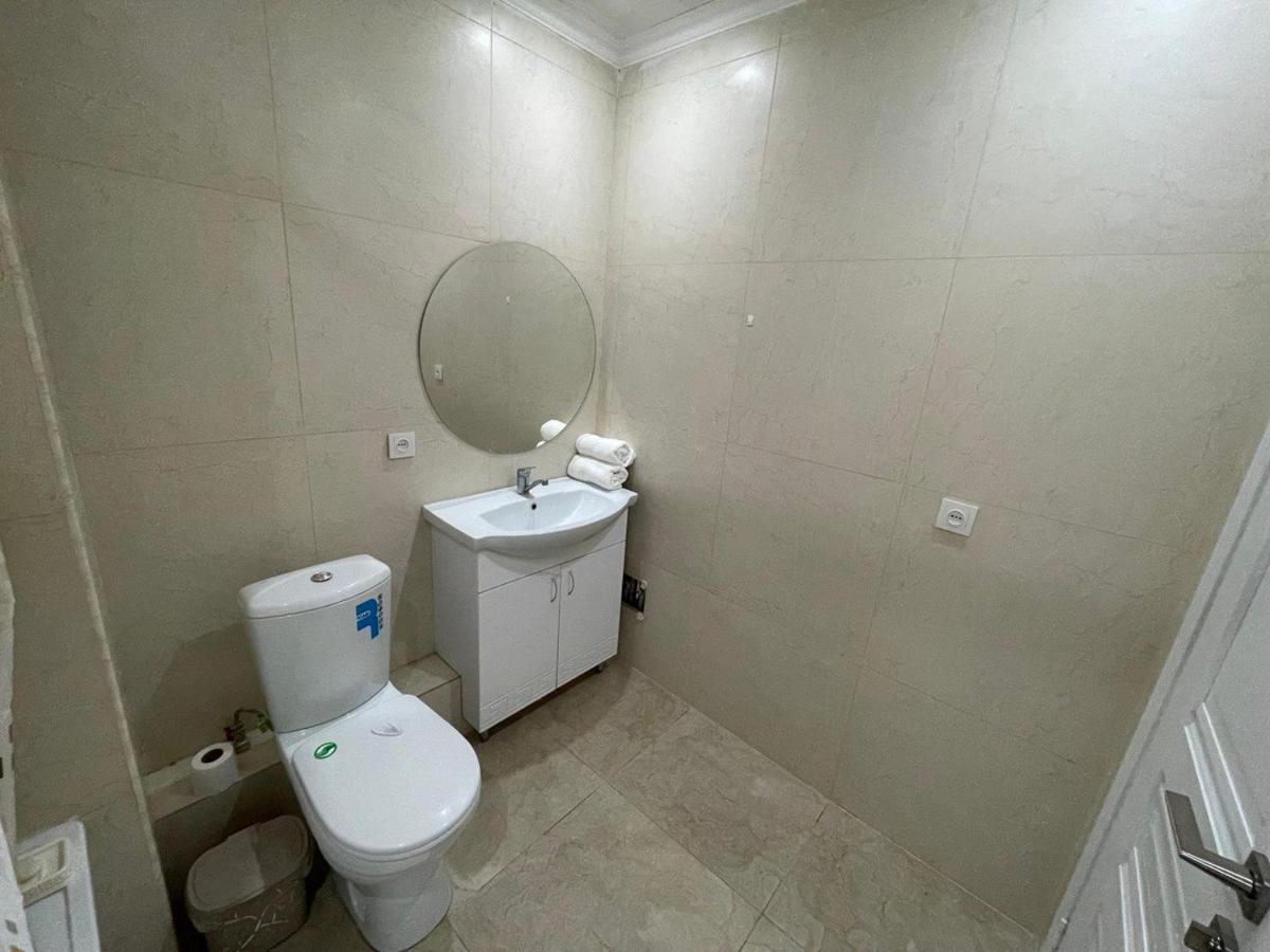 Apartment In Almaty Exterior photo