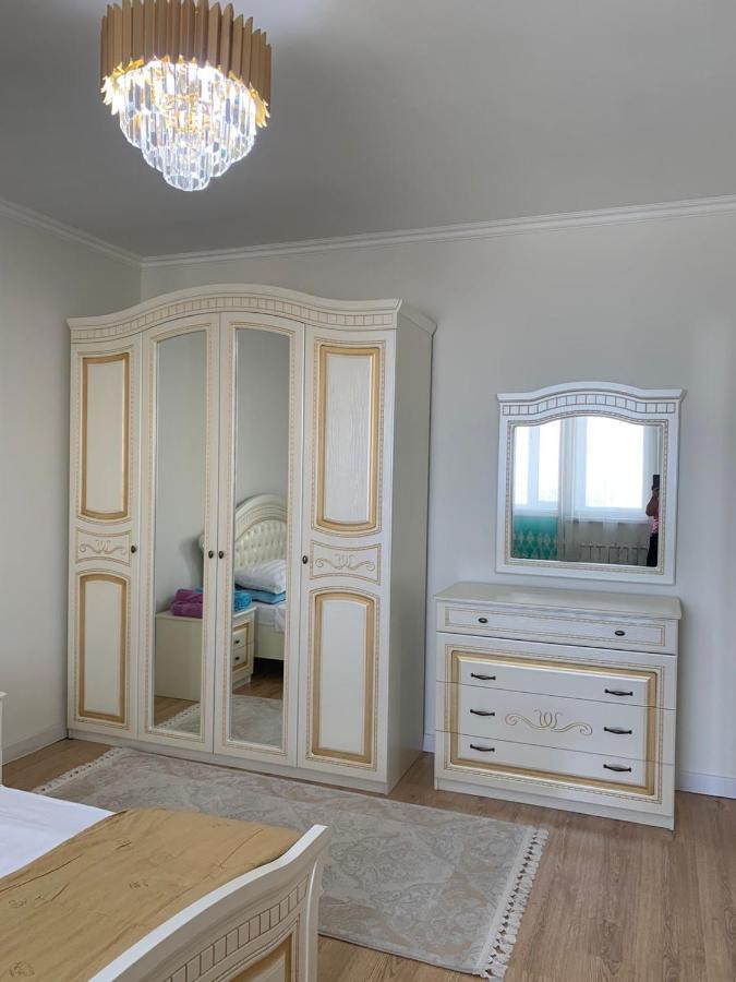 Apartment In Almaty Exterior photo